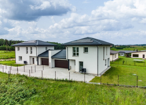 Parduodamas namas Senasis Ukmergės kelias, Mažosios Riešės vs., Vilniaus r. sav., 161 m2 ploto, 2 aukštai