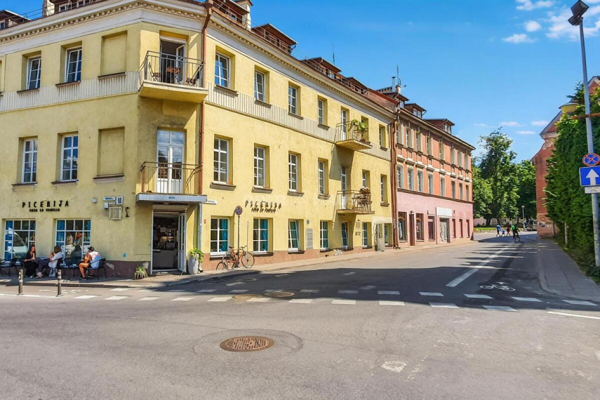 Parduodamos administracinės patalpos Visų Šventųjų g., Senamiestis, Vilniaus m., Vilniaus m. sav., 56.31 m2 ploto 1