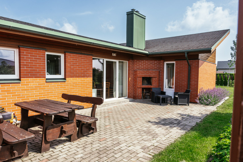 Parduodamas namas Saulės g., Ringaudų k., Kauno r. sav., 94.03 m2 ploto, 1 aukštai 5