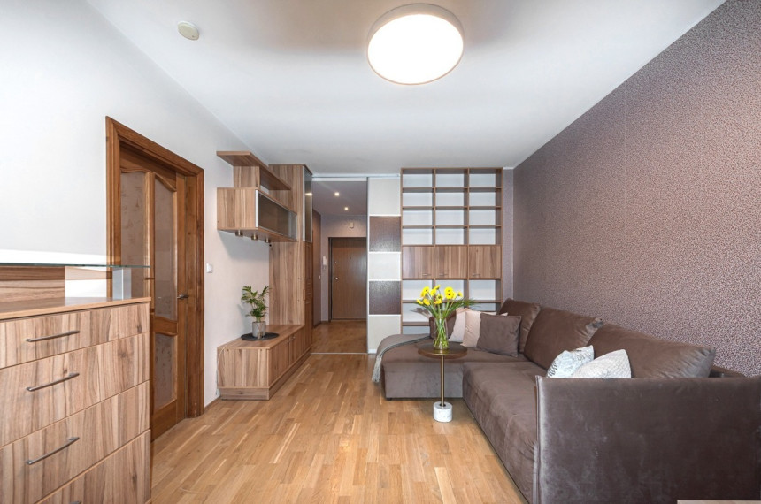 Nuomojamas butas Vėtrungių g., Fabijoniškės, Vilniaus m., Vilniaus m. sav., 42 m2 ploto, 1 kambariai 6