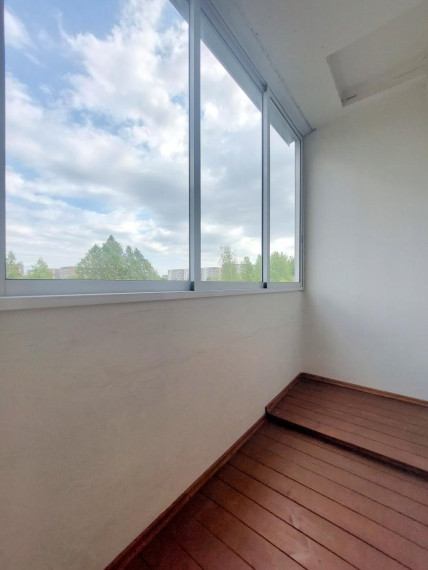 Nuomojamas butas Medeinos g., Justiniškės, Vilniaus m., Vilniaus m. sav., 40 m² ploto 1 kambarys 5