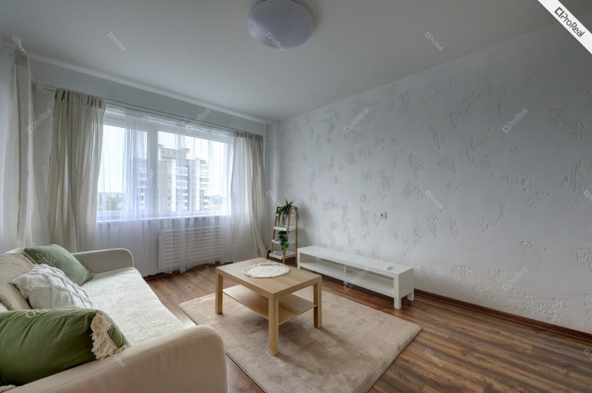 Nuomojamas butas Čiobiškio g., Šeškinė, Vilniaus m., Vilniaus m. sav., 50 m2 ploto, 2 kambariai 2