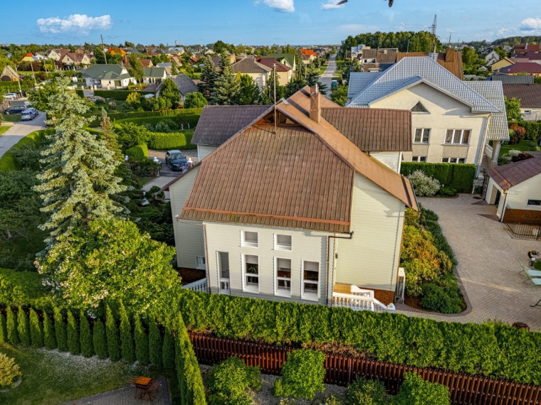 Parduodamas namas S. Nėries g., Mažeikių m., Mažeikių r. sav., 350 m2 ploto, 2 aukštai 6