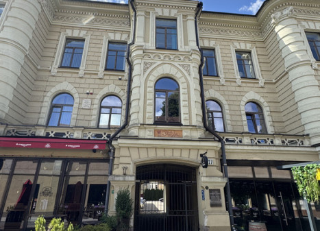 Nuomojamos patalpos Vilniaus g., Centre, Vilniuje, 423.89 kv.m ploto
