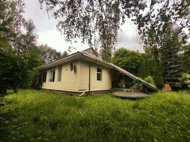Parduodamas namas Ežerų g., Žaugėdų k., Molėtų r. sav., 173.00 m² ploto 7 kambariai 2