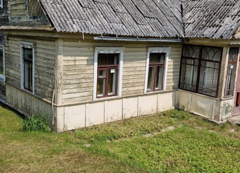 Parduodamas namas A. Baranausko g., Senamiestyje, Utenoje, 33.5 kv.m ploto