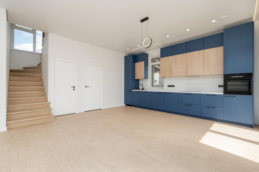 Parduodamas namas Papiškių g., Pilaitė, Vilniaus m., Vilniaus m. sav., 115.00 m² ploto 4 kambariai 5
