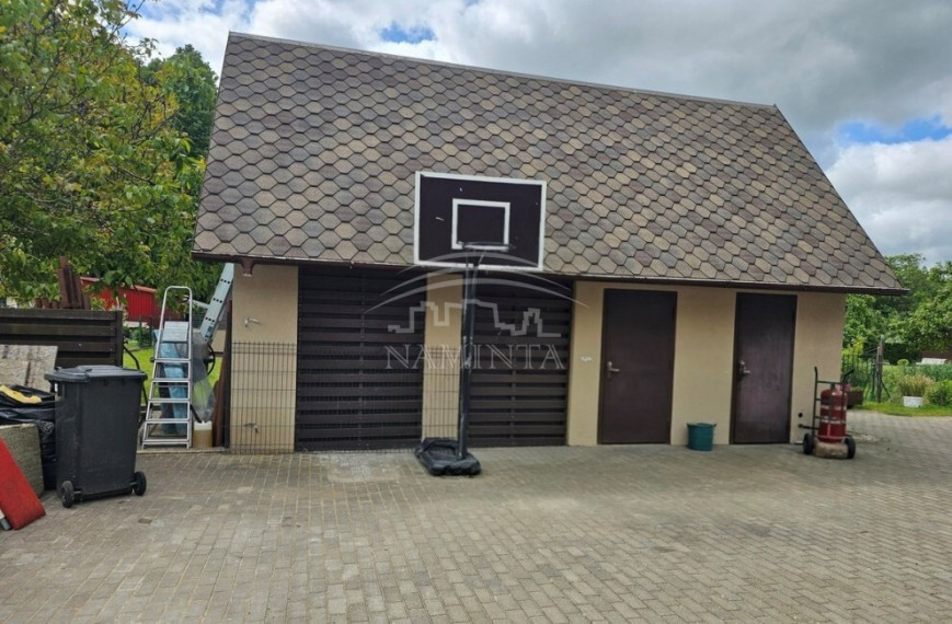 Parduodamas namas Lyverių k., Klaipėdos r. sav., 216 m2 ploto, 2 aukštai 2