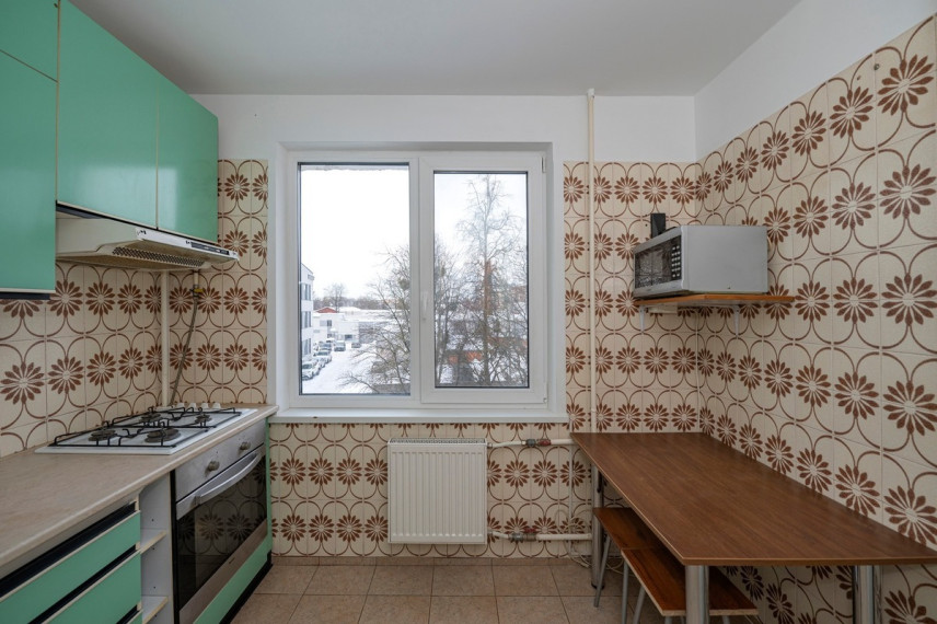Nuomojamas butas Savanorių pr. 302, Kalniečiai, Kauno m., Kauno m. sav., 64 m2 ploto, 3 kambariai 5
