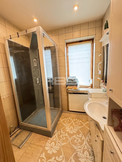 Parduodamas namas Gubernija, Šiaulių m., Šiaulių m. sav., 238 m2 ploto, 1 aukštai 20