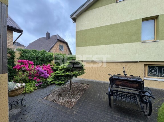Parduodamas namas Gubernija, Šiaulių m., Šiaulių m. sav., 238 m2 ploto, 1 aukštai 4