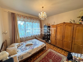 Parduodamas namas Gubernija, Šiaulių m., Šiaulių m. sav., 238 m2 ploto, 1 aukštai 12