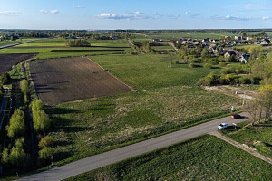 PARDUODAMAS 43,00 ARŲ SKLYPAS GĖLIŲ G. 10, ULIŪNŲ GYVENVIETĖJE 4