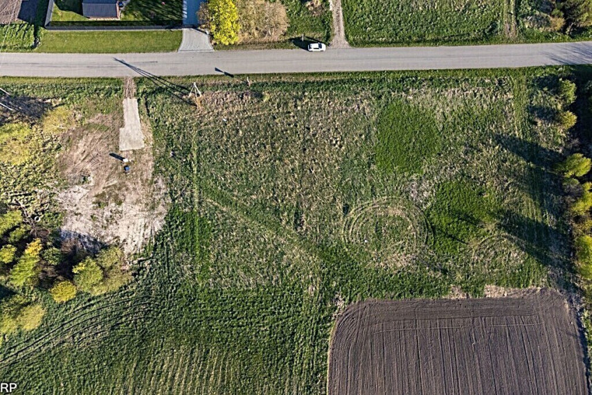 PARDUODAMAS 43,00 ARŲ SKLYPAS GĖLIŲ G. 10, ULIŪNŲ GYVENVIETĖJE 6