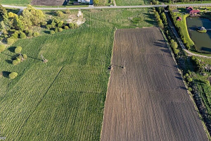 PARDUODAMAS 43,00 ARŲ SKLYPAS GĖLIŲ G. 10, ULIŪNŲ GYVENVIETĖJE 7