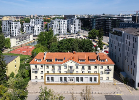 Parduodamos administracinės, paslaugų, prekybos patalpos A. Juozapavičiaus g., Centras, Vilniaus m., Vilniaus m. sav., 117.76 m2 ploto