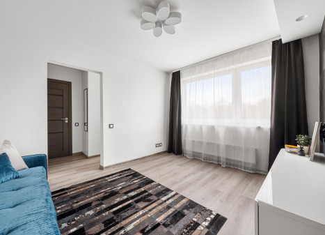 Parduodamas butas Žirmūnų g., Žirmūnai, Vilniaus m., Vilniaus m. sav., 21.5 m2 ploto, 1 kambariai