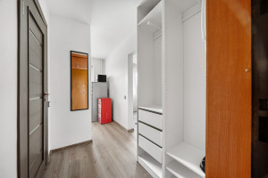 Parduodamas butas Žirmūnų g., Žirmūnai, Vilniaus m., Vilniaus m. sav., 21.5 m2 ploto, 1 kambariai 7