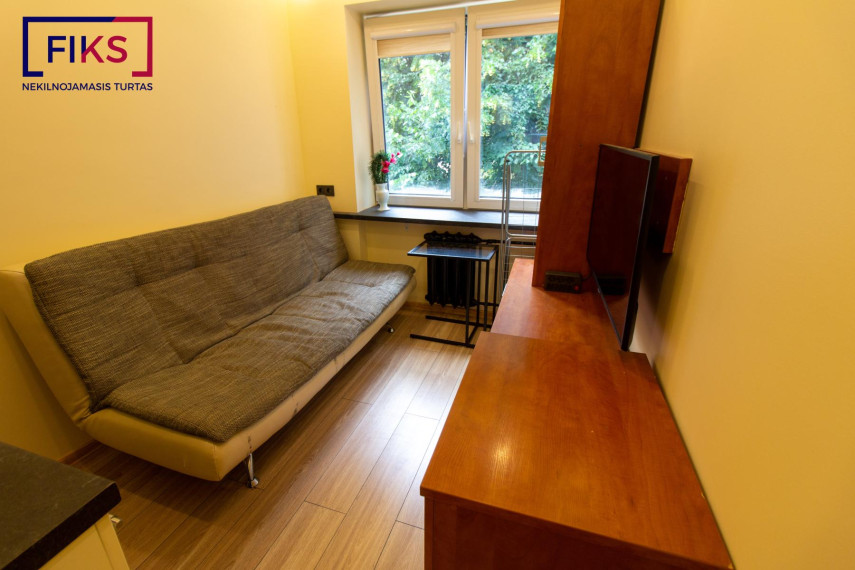Nuomojamas butas K. Baršausko g., Dainava, Kauno m., Kauno m. sav., 12 m² ploto 1 kambarys 2