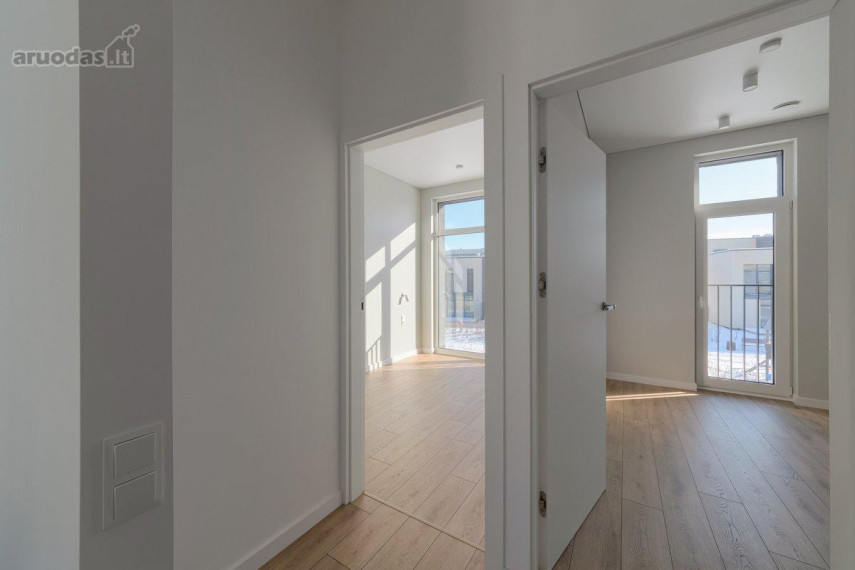 Parduodamas butas Mozūriškių g., Justiniškės, Vilniaus m., Vilniaus m. sav., 71.56 m² ploto 4 kambariai 6