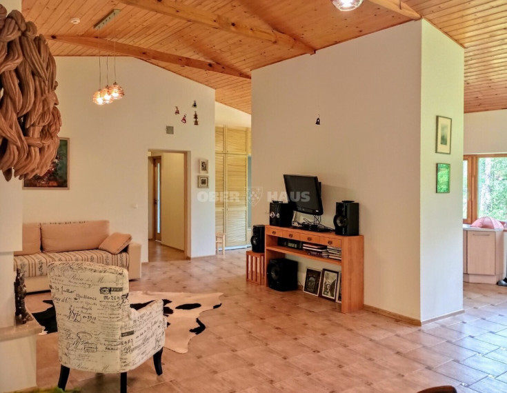 Parduodamas namas Kauknorio g., Kauknorio k., Lazdijų r. sav., 189.81 m2 ploto, 1 aukštai 12