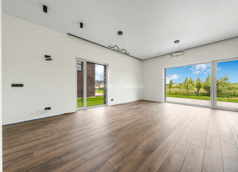Parduodamas namas Griežlių g. , Salininkai, Vilniaus m., Vilniaus m. sav., 110 m2 ploto, 2 aukštai