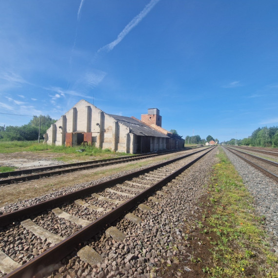 Parduodamos administracinės, gamybinės, kitos paskirties, paslaugų, prekybos, sandėliavimo patalpos Geležinkelio g., Pilviškių mstl., Vilkaviškio r. sav., 690.9 m2 ploto 7