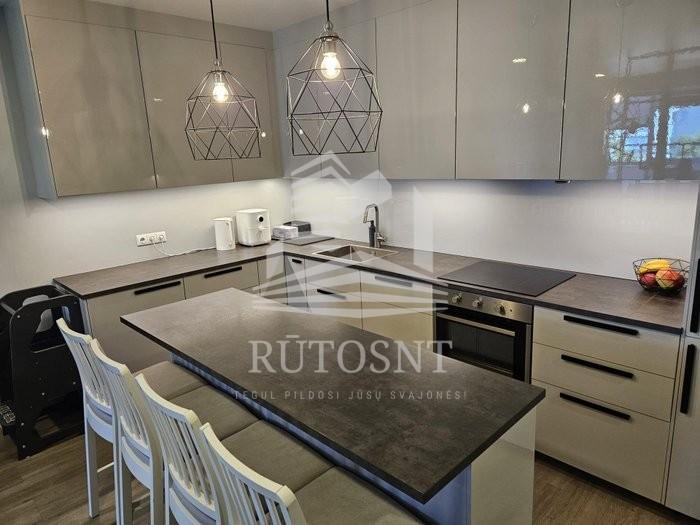Parduodamas butas Dragūnų g., Mažojo kaimelio, Klaipėdos m., Klaipėdos m. sav., 78.89 m² ploto 3 kambariai 8