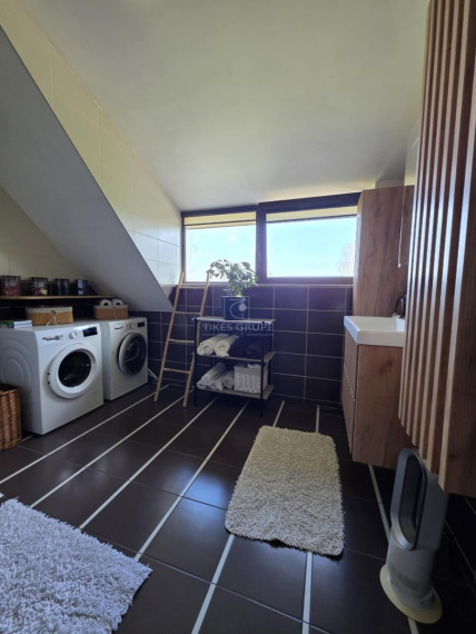 Parduodamas namas Ketvergių k., Klaipėdos r. sav., 260 m2 ploto, 2 aukštai 4