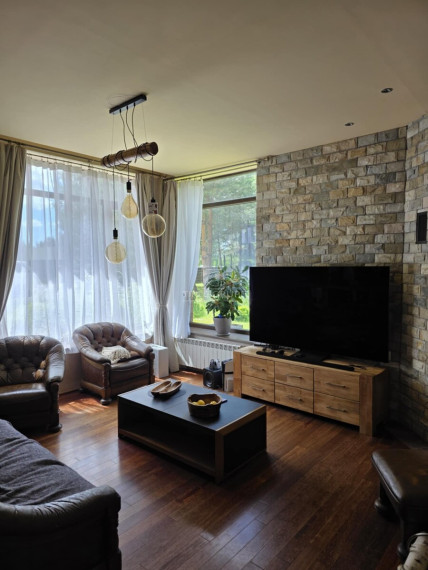 Parduodamas namas Ketvergių k., Klaipėdos r. sav., 260 m2 ploto, 2 aukštai 10