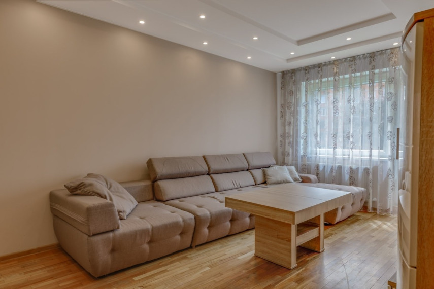 Parduodamas butas Mažeikių r. sav., Mažeikių m., Pavasario g.14, 76.55 m2 ploto, 3 kambariai 4