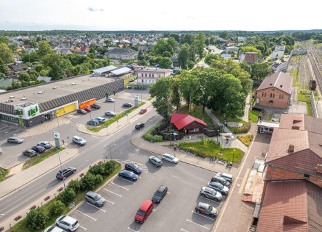 Parduodamos kitos paskirties, maitinimo, paslaugų, prekybos patalpos Geležinkelio g., Lentvario m., Trakų r. sav., 60 m2 ploto Parduodamos kitos paskirties, maitinimo, paslaugų, prekybos patalpos Geležinkelio g., Lentvario m., Trakų r. sav., 60 m2 ploto