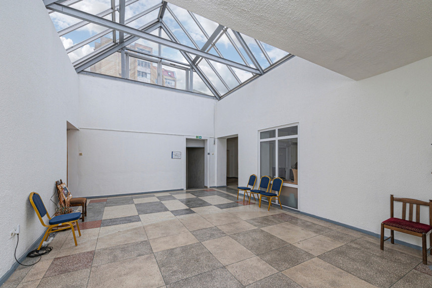 Parduodamos administracinės, kitos paskirties patalpos A. Baranausko g., Žaliakalnis, Kauno m., Kauno m. sav., 1216.74 m2 ploto 2