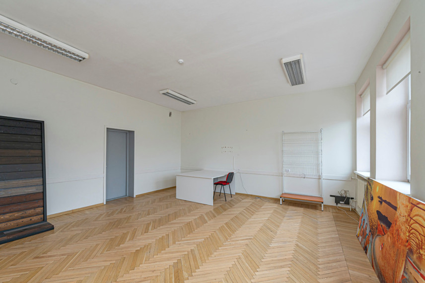 Parduodamos administracinės, kitos paskirties patalpos A. Baranausko g., Žaliakalnis, Kauno m., Kauno m. sav., 1216.74 m2 ploto 8