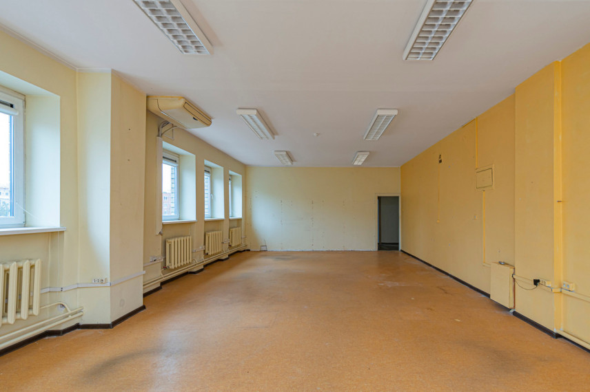Parduodamos administracinės, kitos paskirties patalpos A. Baranausko g., Žaliakalnis, Kauno m., Kauno m. sav., 1216.74 m2 ploto 13