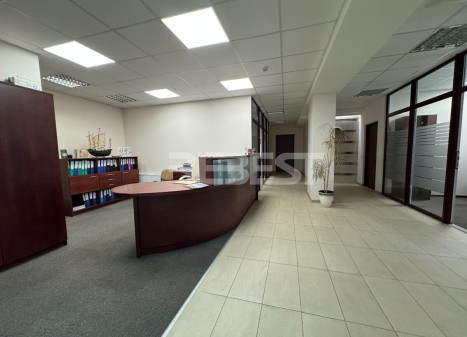 Nuomojamos administracinės patalpos Metalistų g., Pabaliai, Šiaulių m., Šiaulių m. sav., 140 m2 ploto Nuomojamos administracinės patalpos Metalistų g., Pabaliai, Šiaulių m., Šiaulių m. sav., 140 m2 ploto