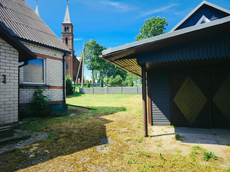 Parduodamas namas Kauno g., Leliūnų mstl., Utenos r. sav., 107.00 m² ploto 5 kambariai 10