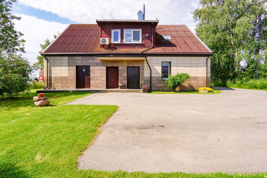 Parduodamas butas Žemdirbių g., Paliūniškio k., Panevėžio r. sav., 93.01 m2 ploto, 3 kambariai 2