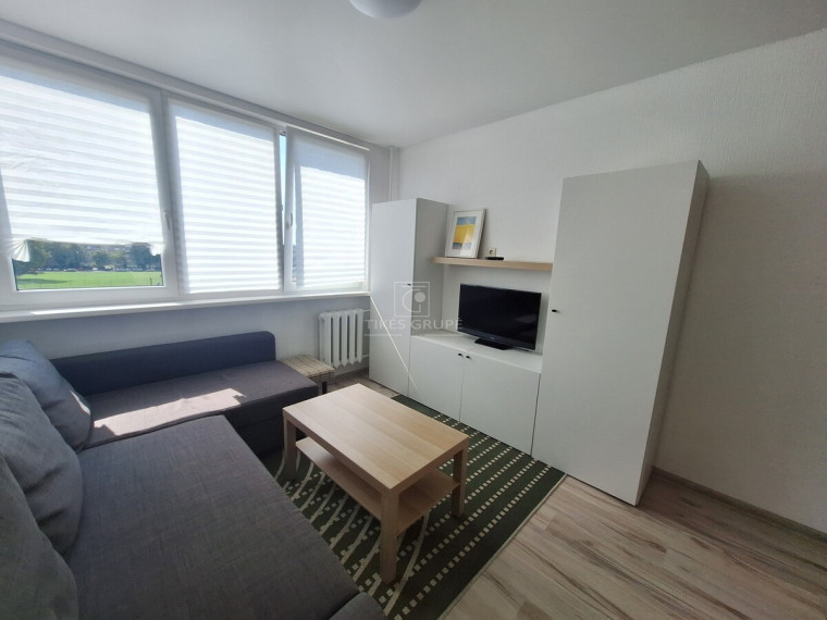 Parduodamas butas Debreceno g., Debrecenas, Klaipėdos m., Klaipėdos m. sav., 17 m2 ploto, 1 kambariai 4