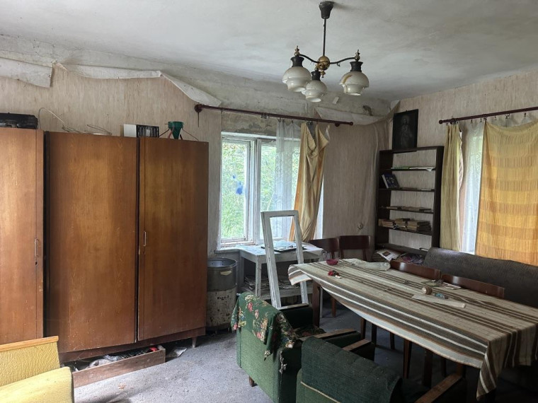 Parduodamas namas Miciškių k., Pakruojo r. sav., 43 m² ploto 2 kambariai 4