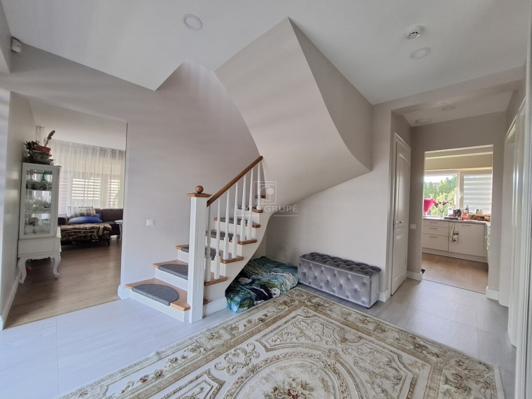 Parduodamas namas Ketvergių k., Klaipėdos r. sav., 205 m2 ploto, 2 aukštai 5