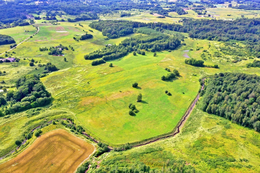 Parduodamas  sklypas Žiediškės k., Molėtų r. sav., 174 a ploto 2