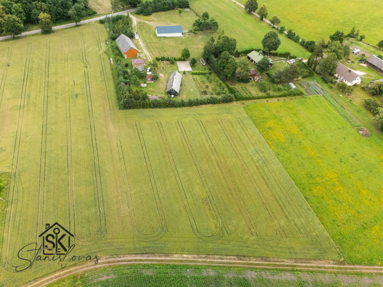 PARDUODAMA SODYBA SU PIRTIMI, NAUJOS STATYBOS GARAŽU IR 1.1835 HA ŽEMĖS UŽLIEKNIŲ K., ŠILUTĖS G. 82 29