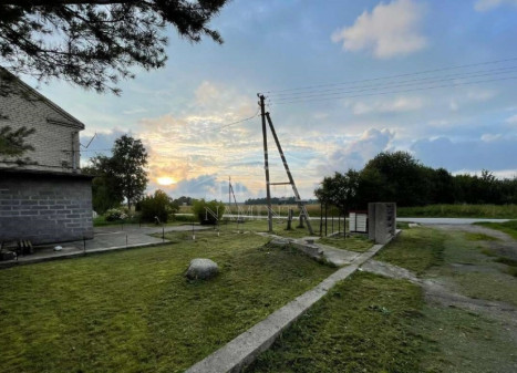Parduodamas butas Žemgrindžių k., Klaipėdos r. sav., 39 m2 ploto, 2 kambariai Parduodamas butas Žemgrindžių k., Klaipėdos r. sav., 39 m2 ploto, 2 kambariai