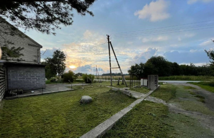 Parduodamas butas Žemgrindžių k., Klaipėdos r. sav., 39 m2 ploto, 2 kambariai 1