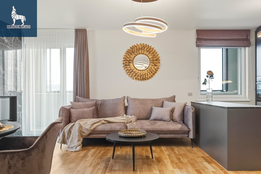 Parduodamas butas Daugėliškio g., Šnipiškės, Vilniaus m., Vilniaus m. sav., 91.82 m2 ploto, 4 kambariai 5