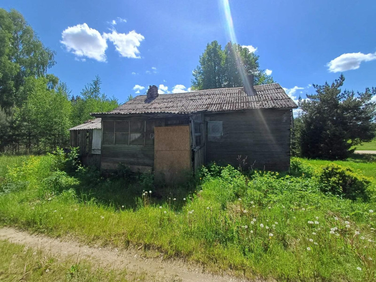 Parduodamas namas Leičių k., Šiaulių r. sav., 30.65 m² ploto 2 kambariai 4