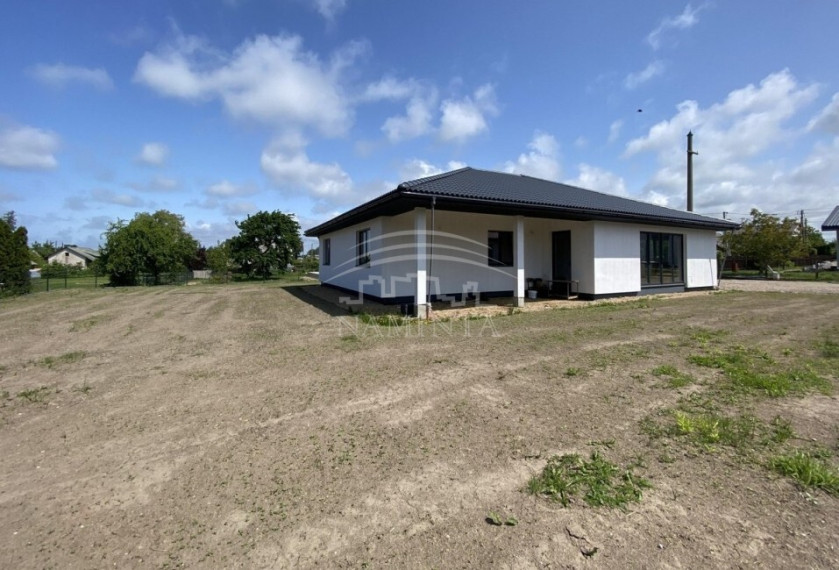 Parduodamas namas Vydmantų k., Kretingos r. sav., 148 m2 ploto, 1 aukštai 2