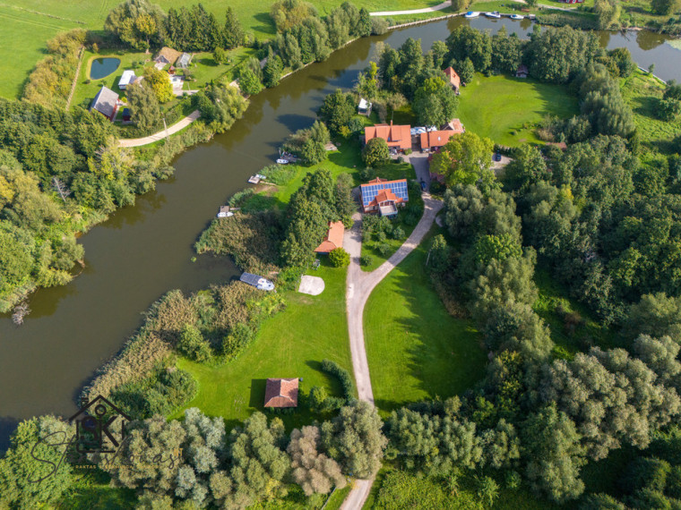 PARDUODAMAS PELNINGAS KAIMO TURIZMO VERSLAS – 6 AUTONOMINIŲ PASTATŲ KOMPLEKSAS SU 1,39 HA SKLYPAIS PRIE PAKALNĖS UPĖS (Pakalnės k., Pakalnės g. 64) 22