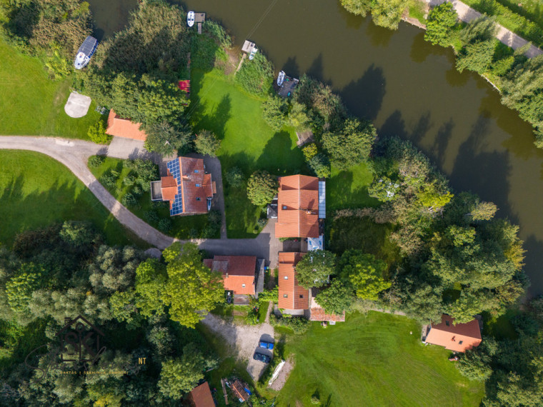 PARDUODAMAS PELNINGAS KAIMO TURIZMO VERSLAS – 6 AUTONOMINIŲ PASTATŲ KOMPLEKSAS SU 1,39 HA SKLYPAIS PRIE PAKALNĖS UPĖS (Pakalnės k., Pakalnės g. 64) 26